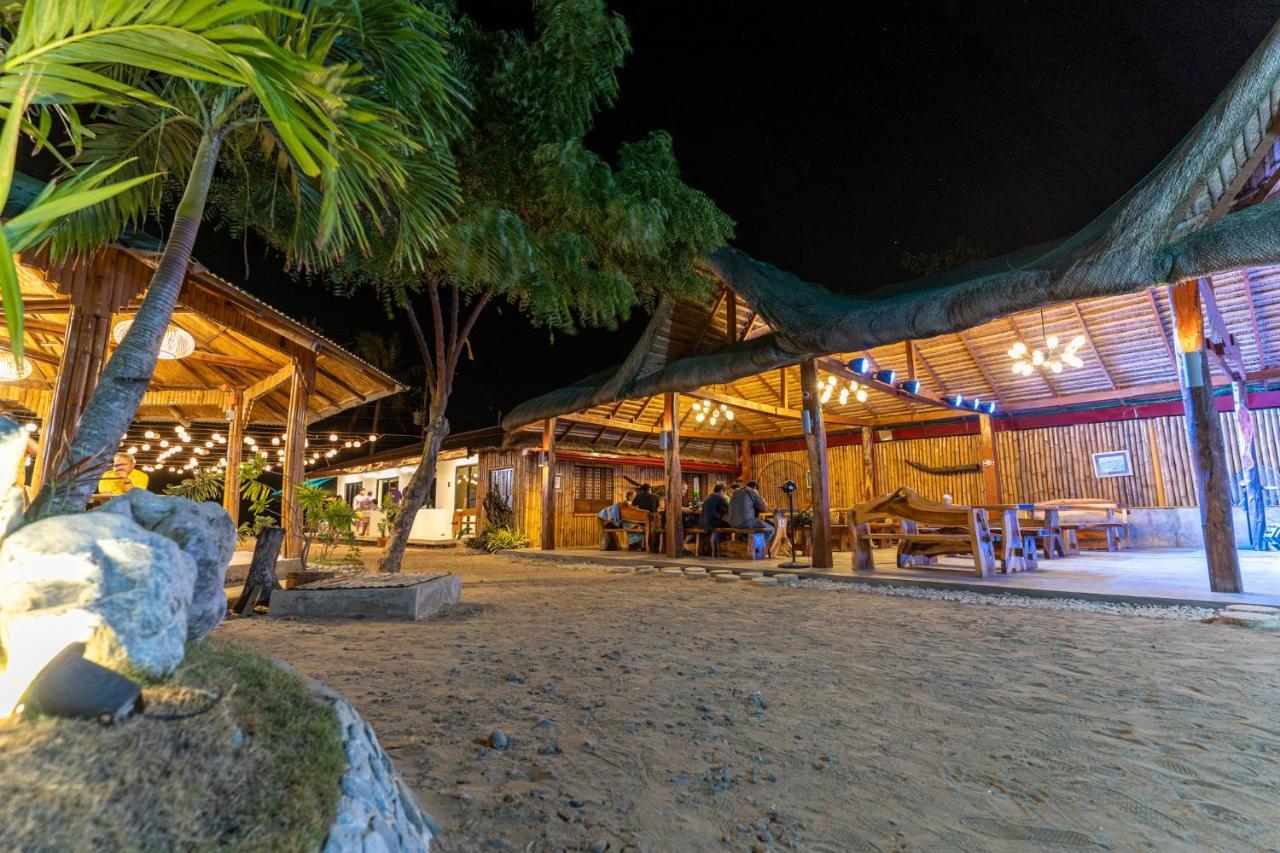 Bamboo Paraiso Resort At Bolo Beach Alaminos Kültér fotó