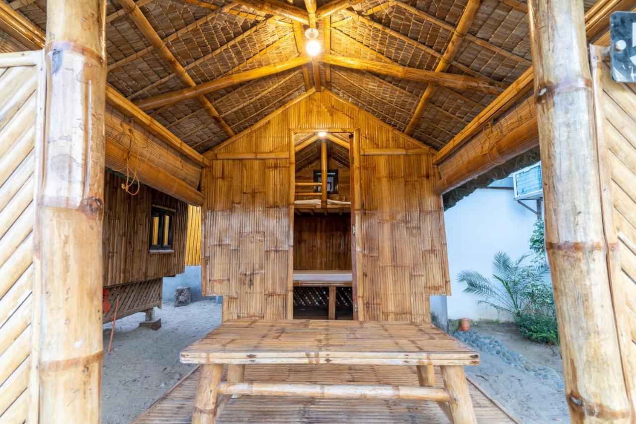 Bamboo Paraiso Resort At Bolo Beach Alaminos Kültér fotó